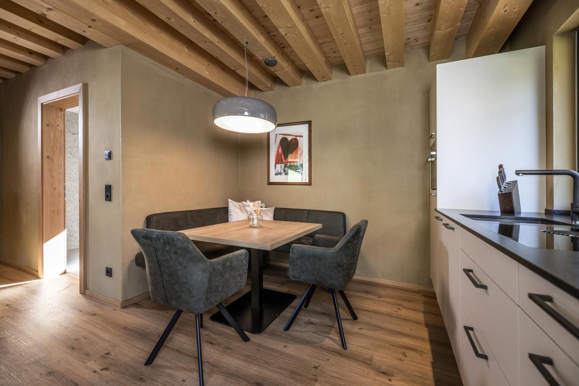 Natur Zeit - Alpine Garden Apartments Майрхофен Экстерьер фото