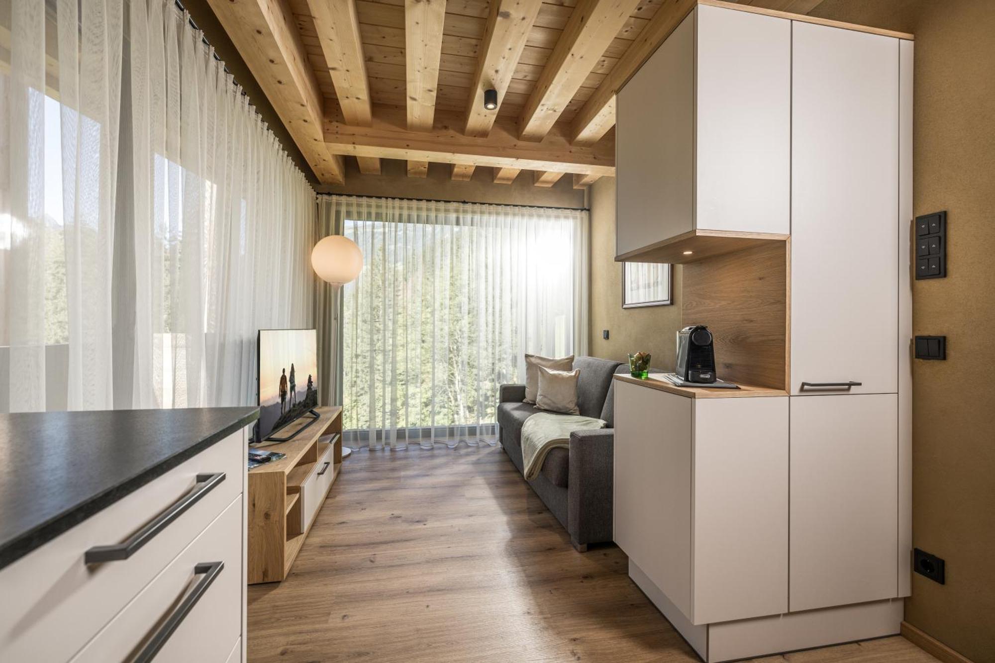 Natur Zeit - Alpine Garden Apartments Майрхофен Экстерьер фото
