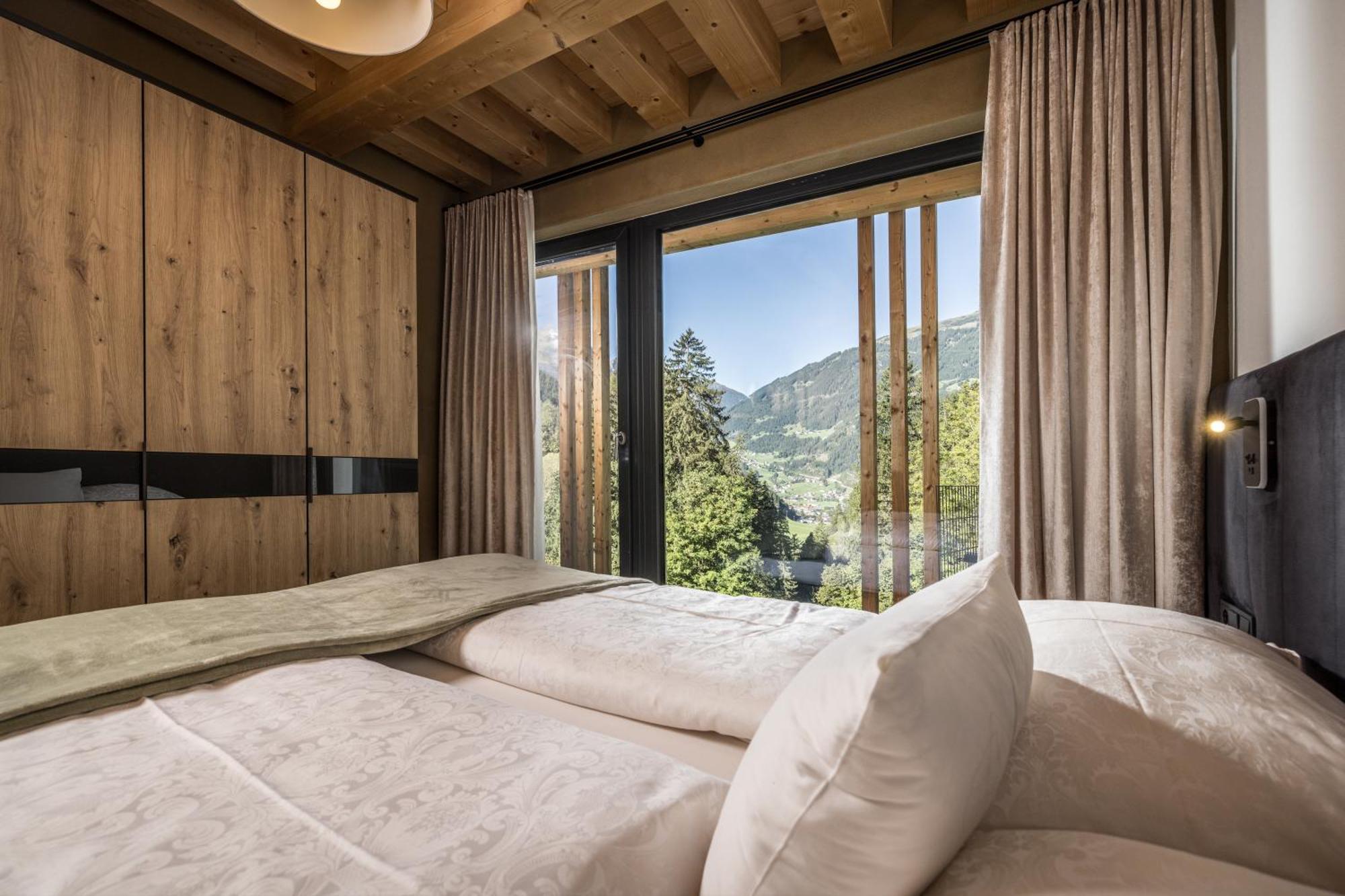 Natur Zeit - Alpine Garden Apartments Майрхофен Экстерьер фото